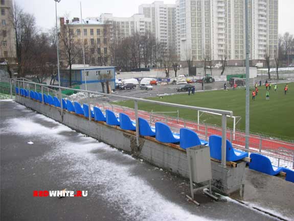 Стадион труд в москве