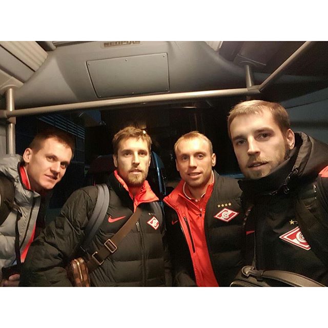 Артем Ребров: Фото "Ромашки"? Денис Глушаков молодец, ему в чувстве юмора не откажешь Артем Ребров: Фото "Ромашки"? Денис Глушаков молодец, ему в чувстве юмора не откажешь