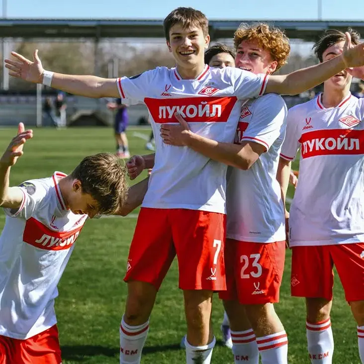 «Первыми протоптали дорогу в Европу». Игроки и тренер «Спартака» U15 – о турнире в Венгрии