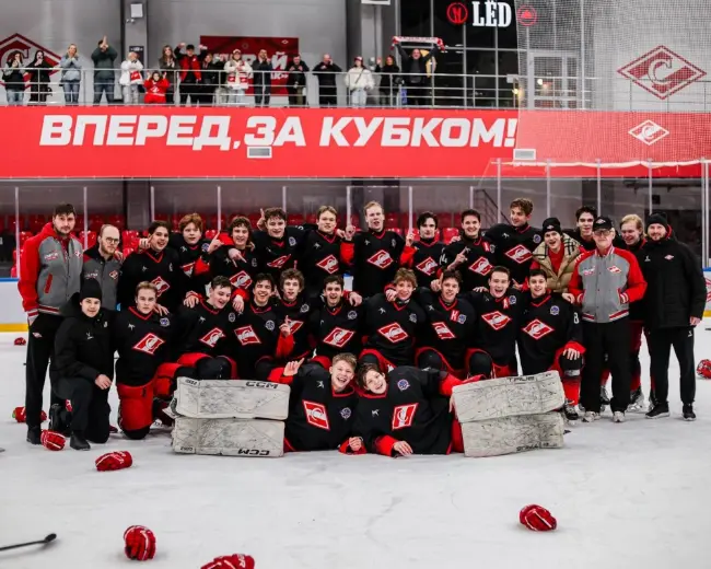 Академия «Спартак» впервые стала чемпионом общего зачёта школ в Первенстве Москвы! Академия «Спартак» впервые стала чемпионом общего зачёта школ в Первенстве Москвы!
