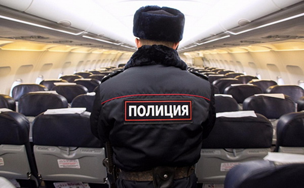 Два болельщика "Спартака" были сняты с рейса "Мюнхен-Бильбао" полицией 
