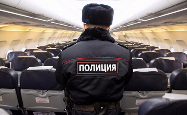 Два болельщика "Спартака" были сняты с рейса "Мюнхен-Бильбао" полицией Два болельщика "Спартака" были сняты с рейса "Мюнхен-Бильбао" полицией