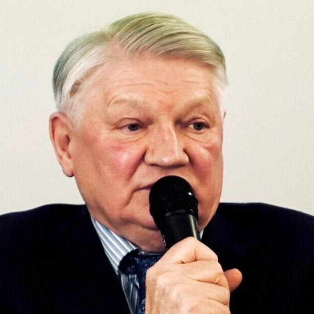 Заварзин: «Если тренерский штаб хочет остаться в «Спартаке» на новый сезон, матч с «Ахматом» непременно надо выигрывать»