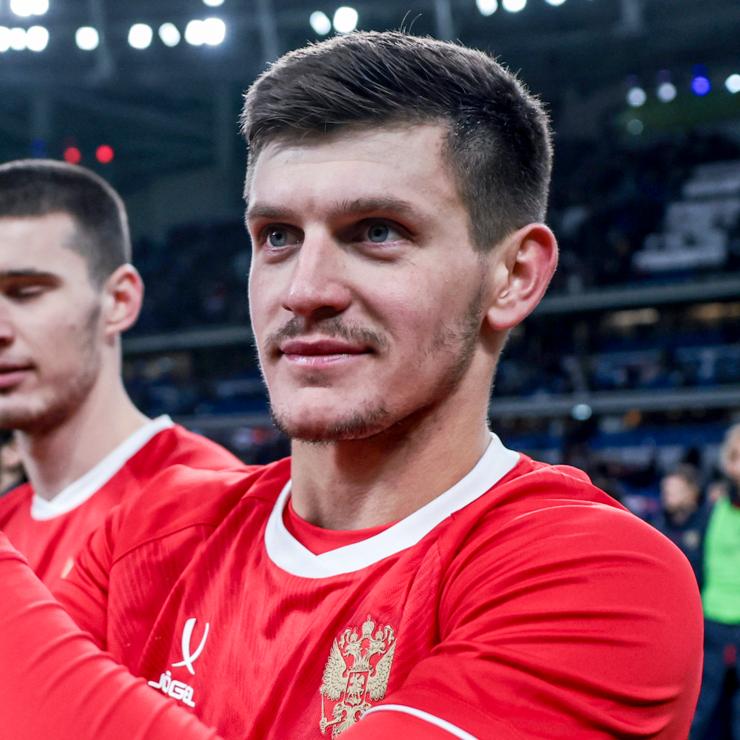 Хлусевич: «Будем стараться выиграть матч с «Зенитом»