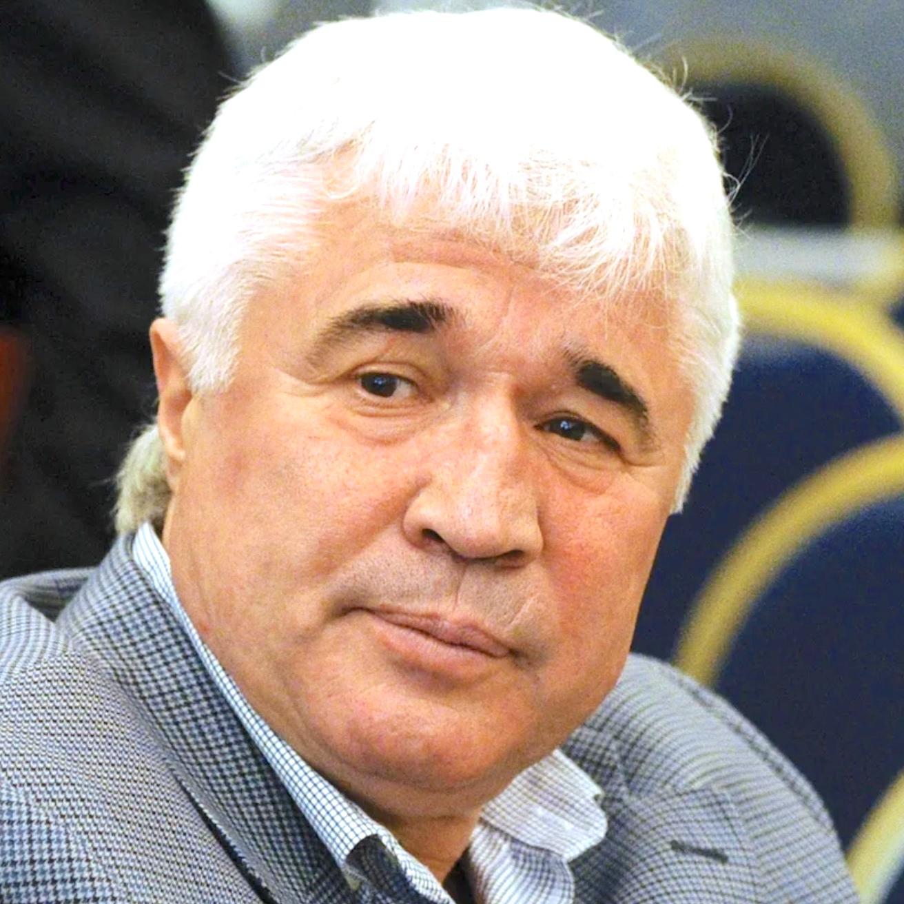 «Хлусевич не выиграл конкуренцию в «Спартаке». Для «Ахмата» он может стать ценным приобретением» — Ловчев