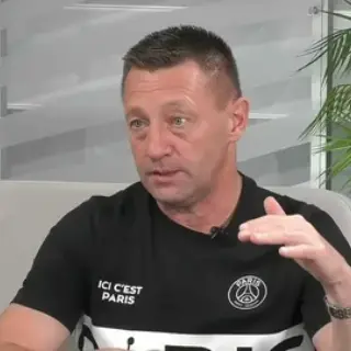 Тихонов: «В «Спартаке» назначили одного — не получилось. Тут же его зачехлили и поставили клеймо: надо брать иностранцев»