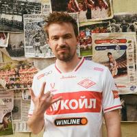 Актёр Александр Петров поучаствовал в презентации новой формы «Спартака» Актёр Александр Петров поучаствовал в презентации новой формы «Спартака»